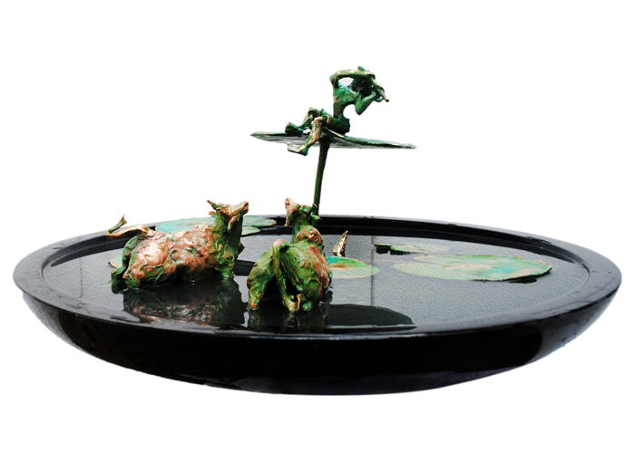 EL36  
Krishna in a Lotus Pond – II 
Bronze on Granite 
26 x 27 x 13 inches 
Available